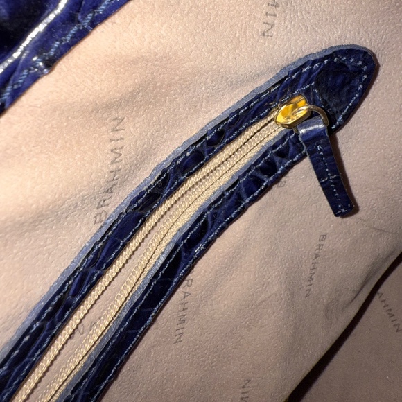 BRAHMIN Anywhere Tote - Picture 8 of 8